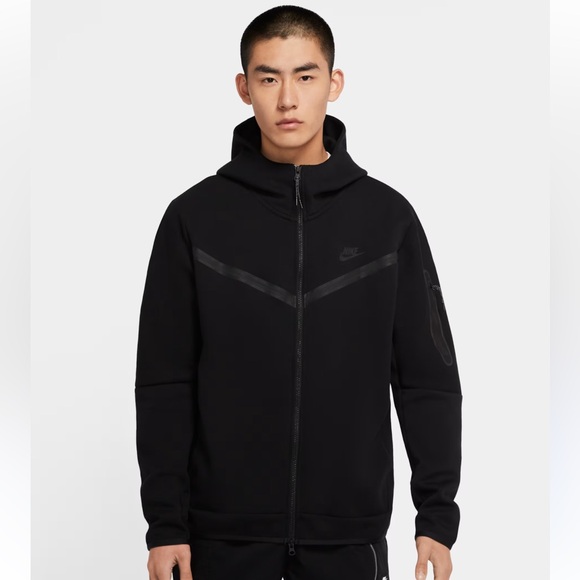 Nike Other - Nike Black hoodie large men’s active wear sports wear tech fleece jacket